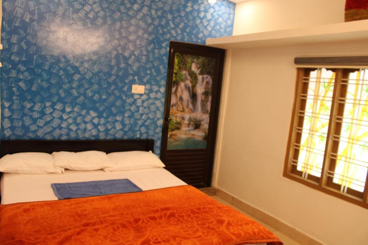 Arabian Holiday Resort With Swimming Pool In Idukki Calvary Mount Bagian luar foto
