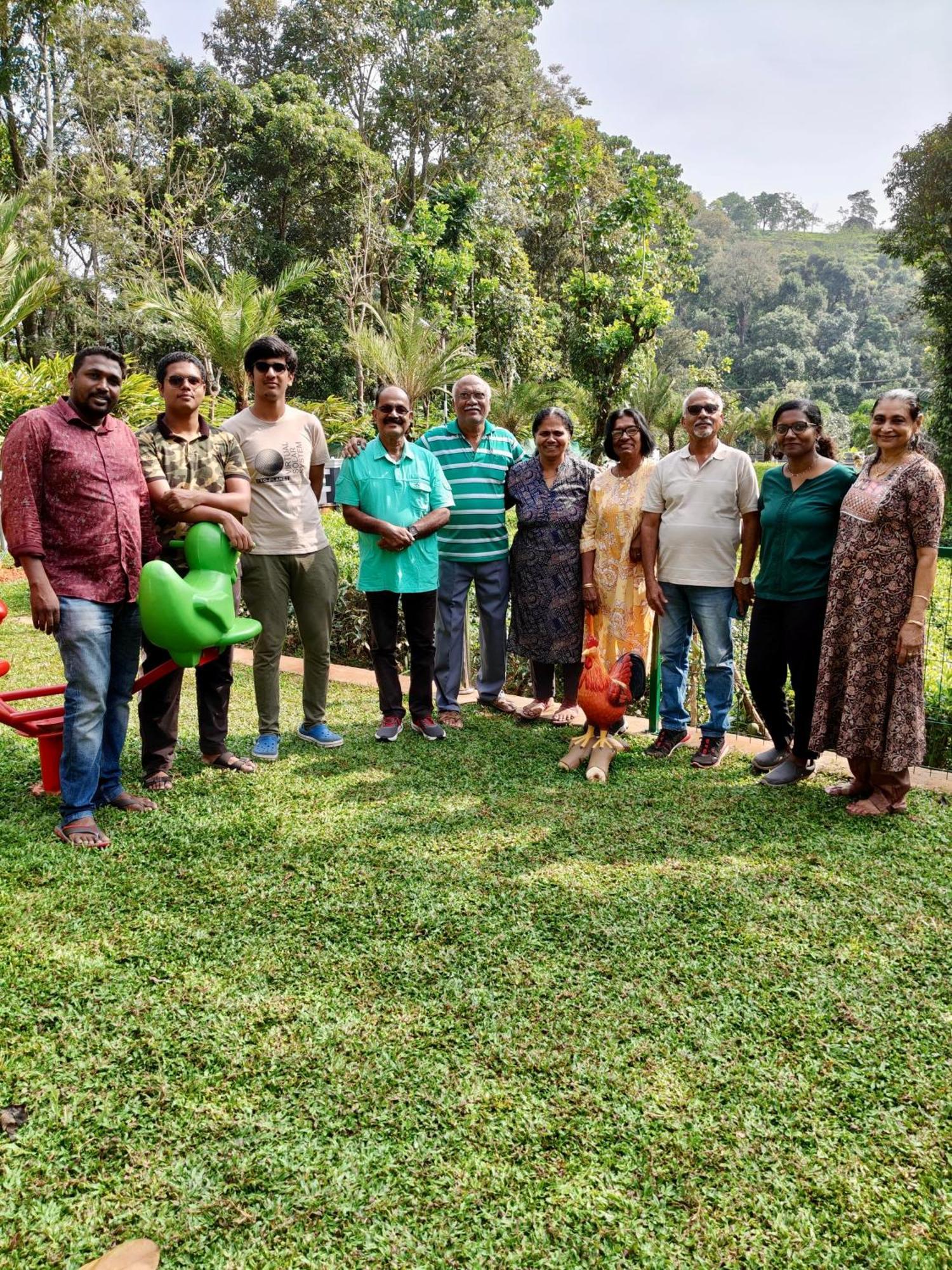 Arabian Holiday Resort With Swimming Pool In Idukki Calvary Mount Bagian luar foto